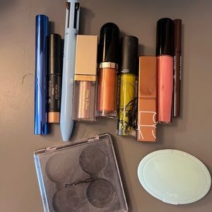Makeup bundle